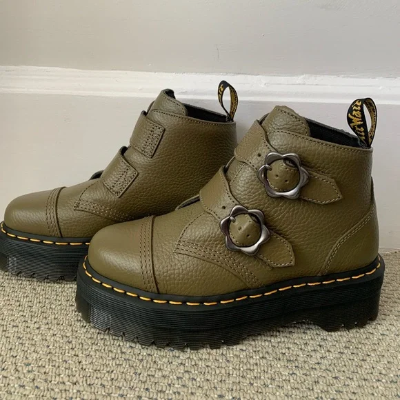 BRAND NEW Devon Flower Buckle Leather Platform Dr Martens green